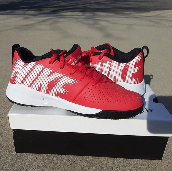 Nike - Picture 6 of 6